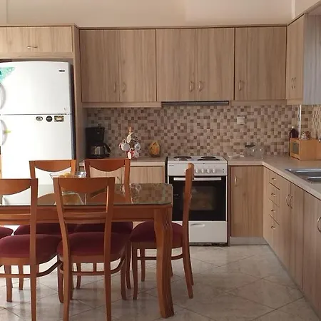 Toulas House * Elika